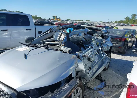 2023 Toyota Corolla Cross L z USA, uszkodzony, nr VIN 7MUAAAAGXPV048220